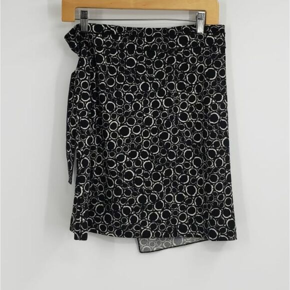 KENNETH COLE REACTION Womens XS black white wrap skirt - Picture 2 of 3